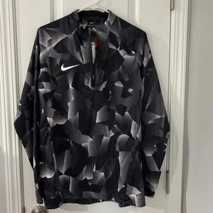 nike aeroshield max/md/ blkwhiteggray